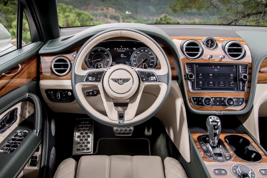 Панель приборов Bentley Bentayga Diesel 2016 года  (WW) (фото 5 из 107)